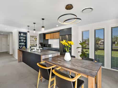 5 Mervyn Brown Place, Solway