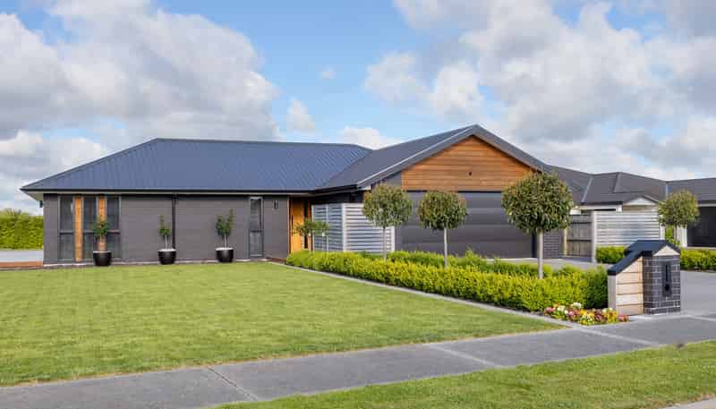 5 Mervyn Brown Place, Solway