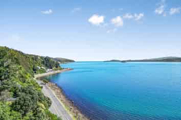 501 Marine Drive, Sunshine Bay