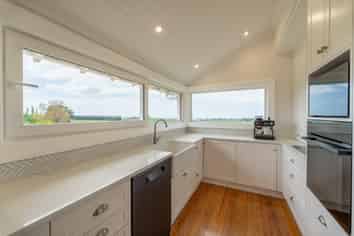 490 Hadlow Road, Hadlow