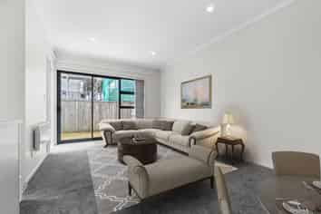 28 Lili Chen Way, Mangere Bridge