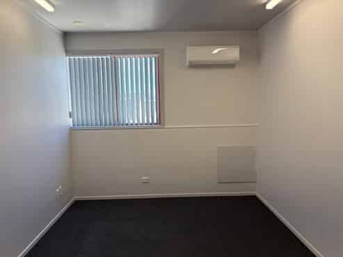 Tidy office offering on MacDonald