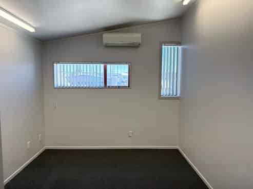 Tidy office offering on MacDonald