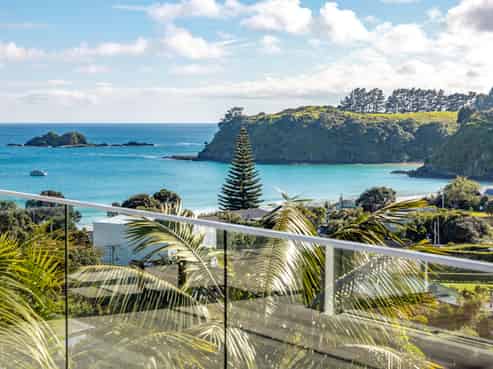 31 Miro Road, Palm Beach