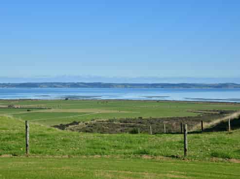 3356 Kaipara Coast Highway, Glorit