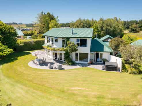 73 Sandy Brown Road, Te Anau
