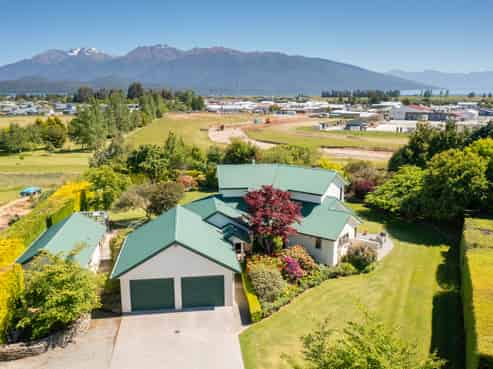 73 Sandy Brown Road, Te Anau