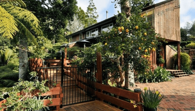 449 Dairy Flat Highway, Albany