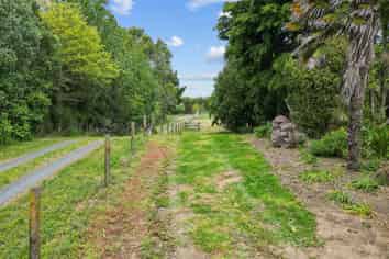 422a Seagrove Road, Waiau Pa