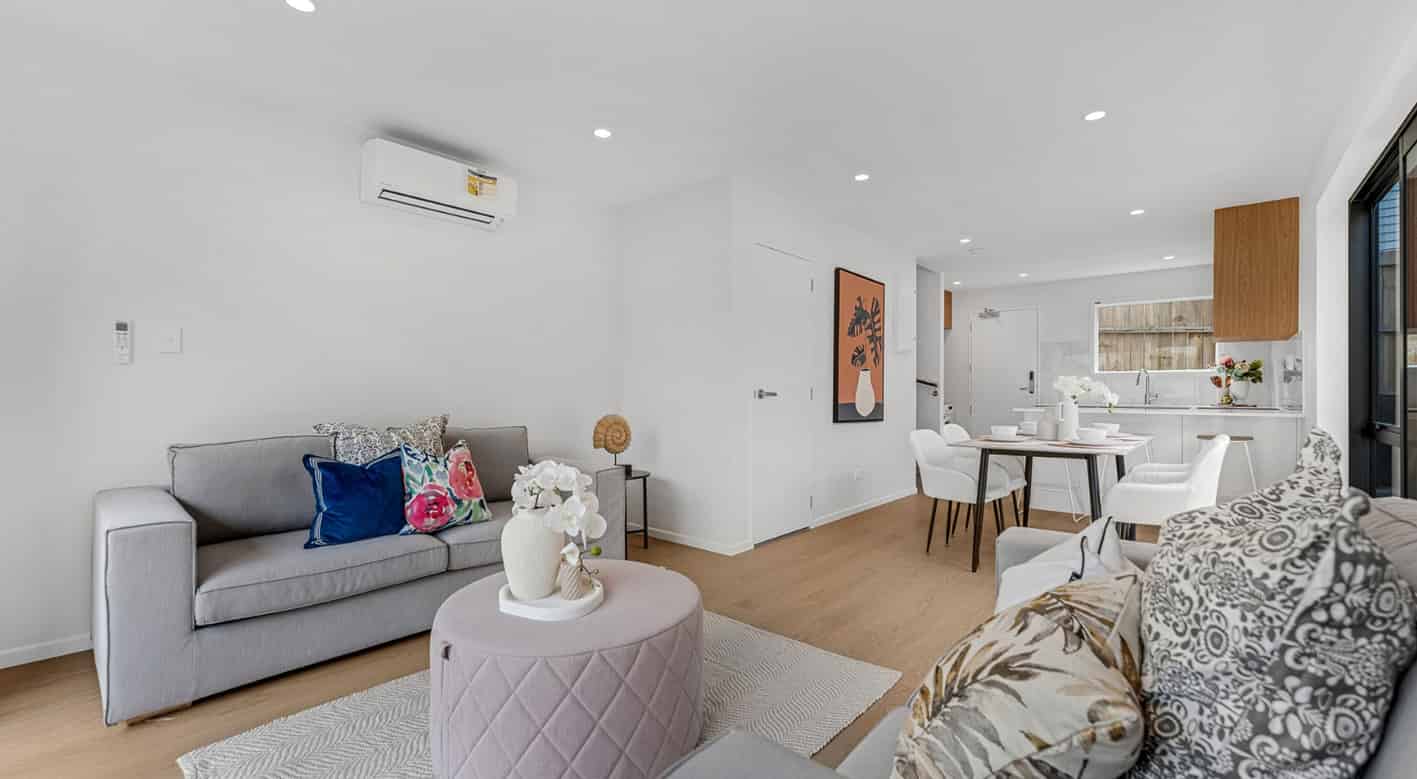 4/31 Sheridan Drive, New Lynn, Waitakere City For Sale realestate.co.nz