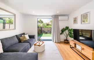 26/10 Trieste Way, Paraparaumu