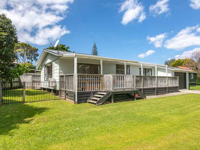 17 Mako Avenue, Whiritoa