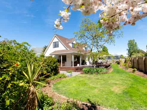 19 Mckenzie Place, Waikuku Beach