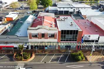 Quality office space- main street