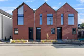 1/7 Donald Place, Merivale