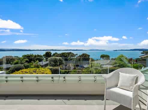 16 Willjames Avenue, Algies Bay
