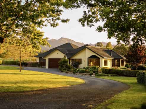 533 Brookby Road, Fairhall