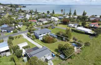 16 Hihi Beach Road, Hihi