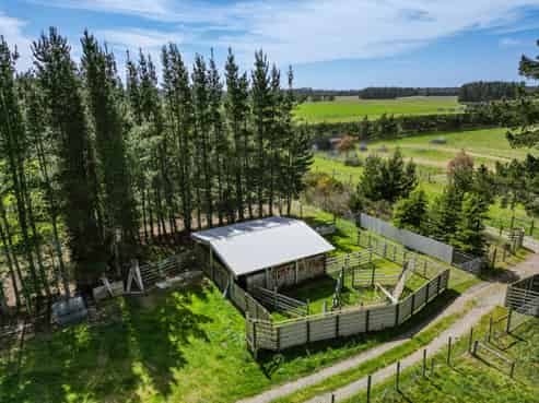 526 Downs Road, West Eyreton