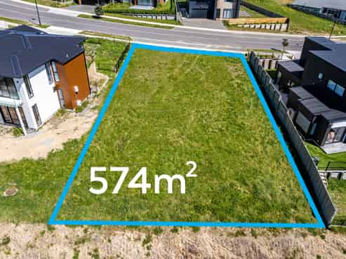 64 Queen Charlotte Drive, Aotea
