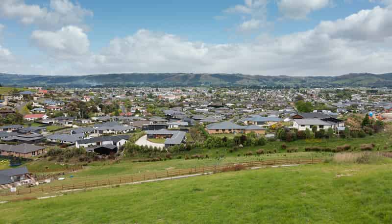 10 Carnea Heights, Mosgiel