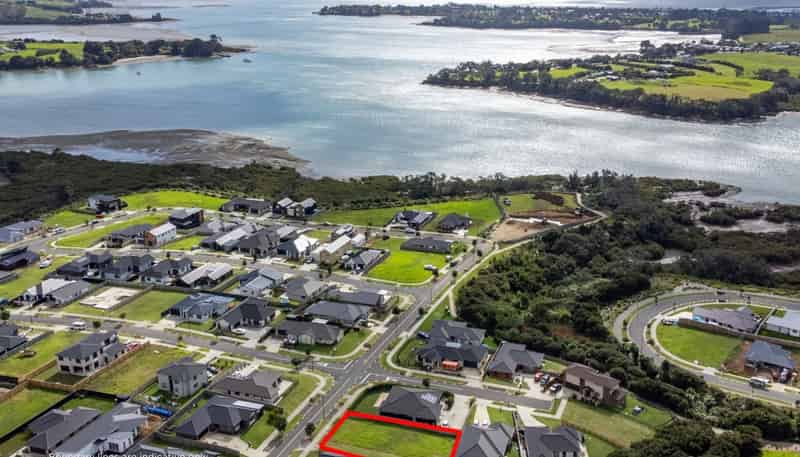 18 Dame Nganeko Drive, Glenbrook