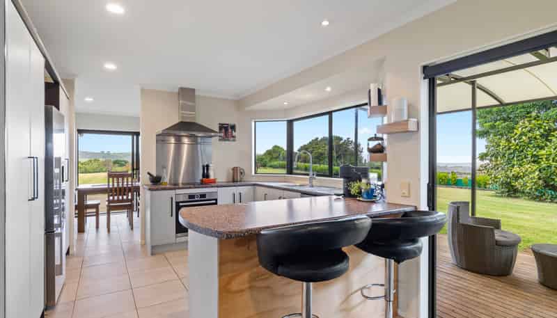 402D Awhitu Central Road, Waiuku