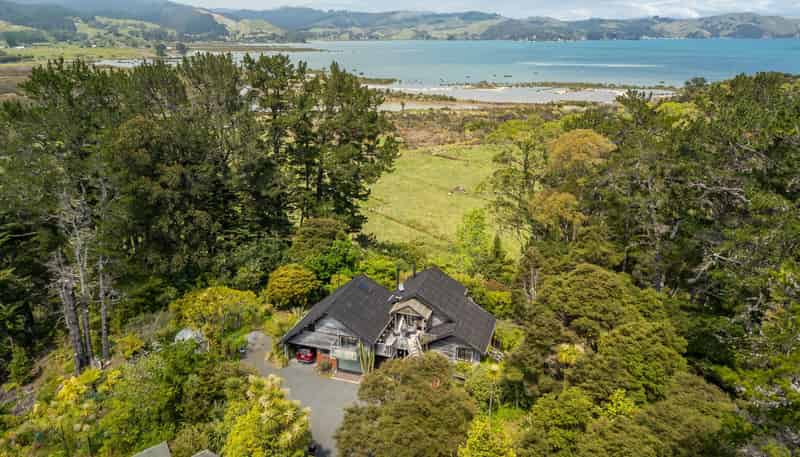 445 Preeces Point Road, Coromandel