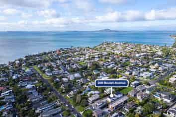 30B Beulah Avenue, Rothesay Bay