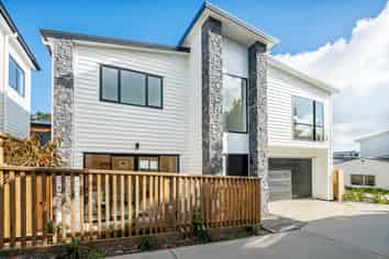 30B Beulah Avenue, Rothesay Bay