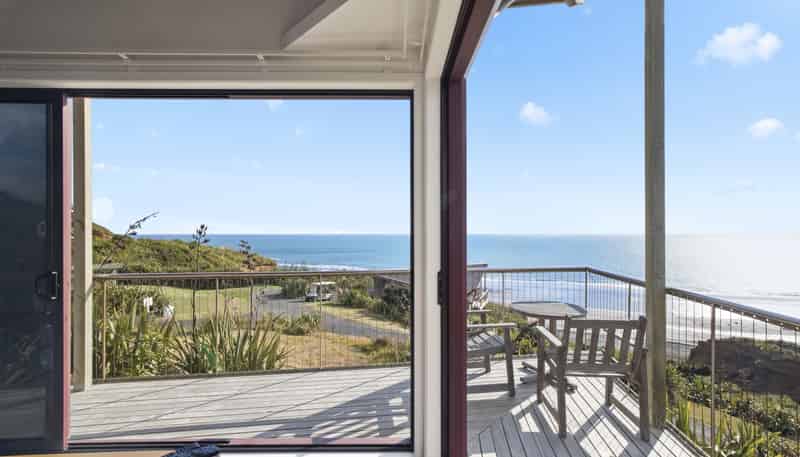 7/685 Karioitahi Road, Waiuku