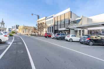 Leasing– CBD office or studio space opportunity