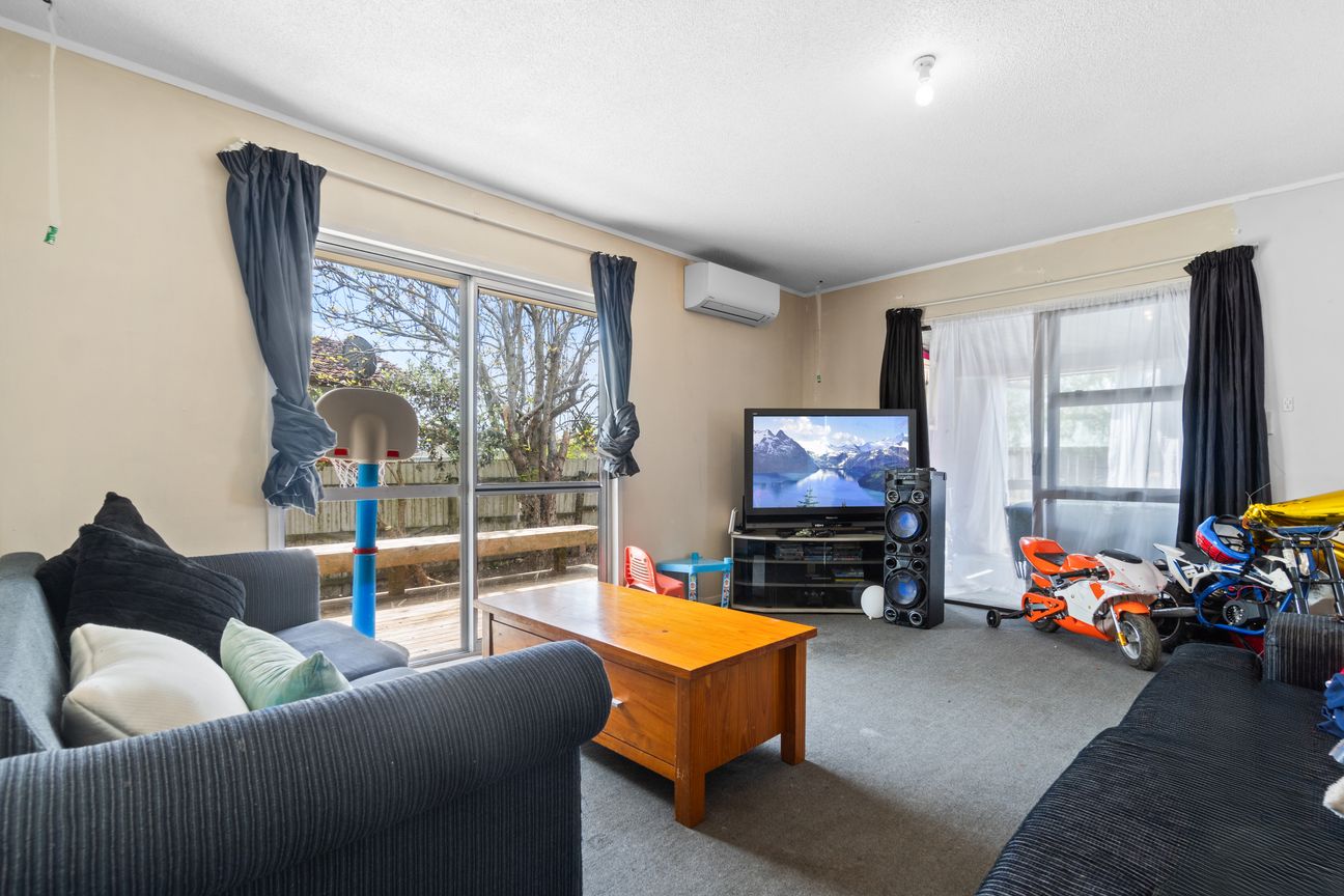 TLC - Affordable First Home or Investment!! - Widok 4