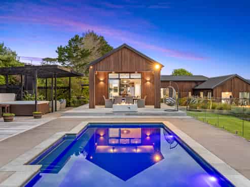 56 Hull Road, Waitoki