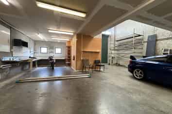 Small Warehouse with Offices