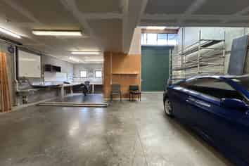 Small Warehouse with Offices