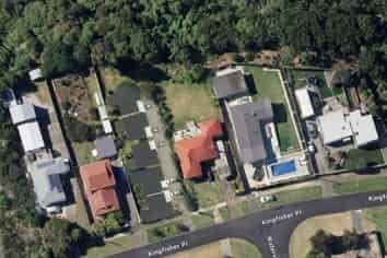 2/7 Kingfisher Place, Favona