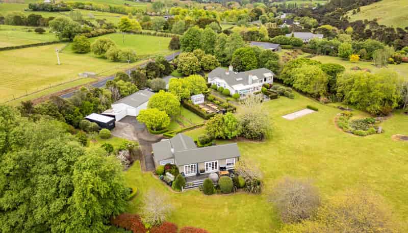 998 Peak Road, Waimauku