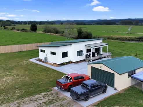 4860 Galatea Road, Galatea