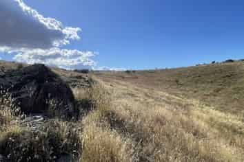  McIntosh Road, Ophir