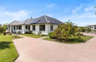 1715 Miranda Road, Mangatangi
