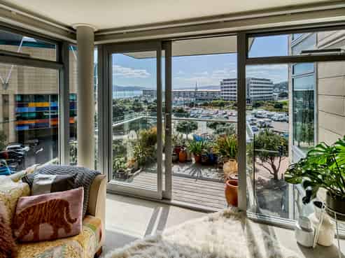 4E/82 Cable Street, Te Aro