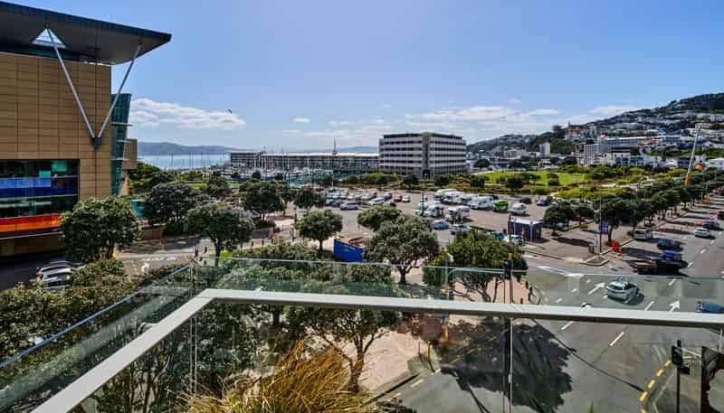 4E/82 Cable Street, Te Aro