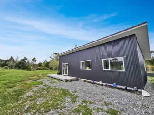 56 Pine Tree Road, Kaniere