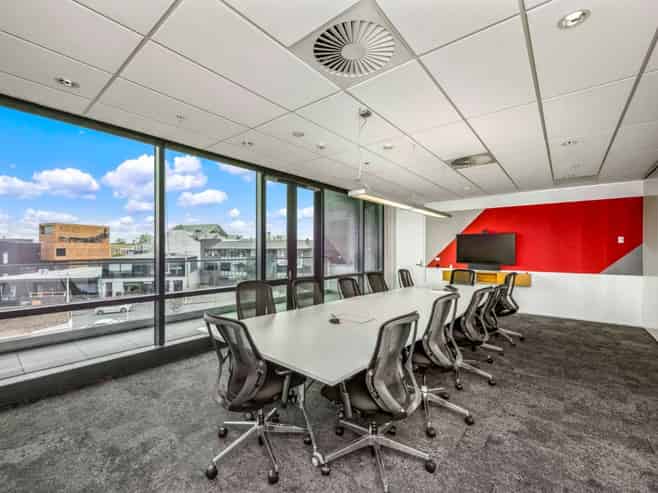 PONSONBY OFFICE WITH LARGE BALCONY
