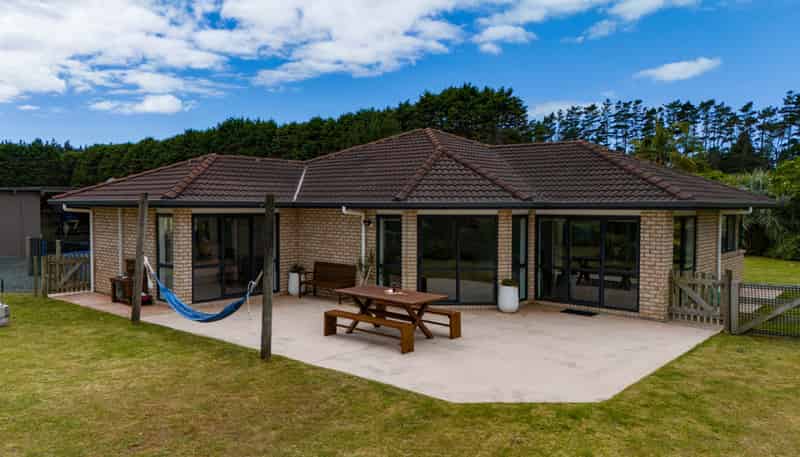 110D Hukatere Road, Pukenui