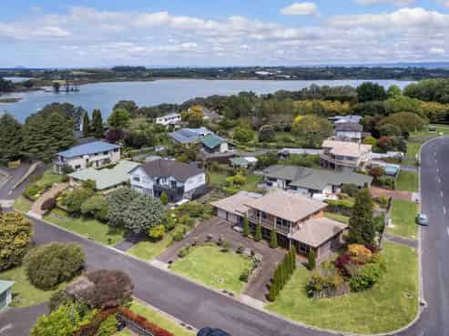 2 Baigent Place, Tanners Point, Katikati