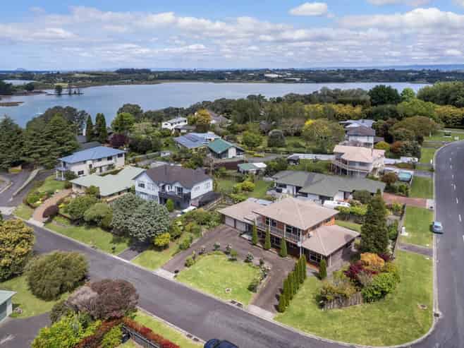 2 Baigent Place, Tanners Point, Katikati