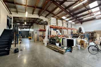 Functional Parnell warehousing