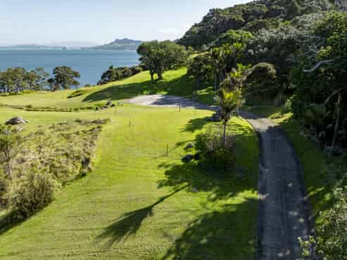 216 Matapaua Bay Road, Opito Bay